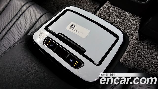 Genesis G80 2023 — photo 25