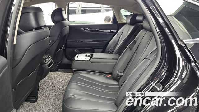 Genesis G80 2023 — photo 16