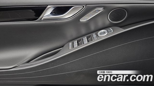 Genesis G80 2023 — photo 34