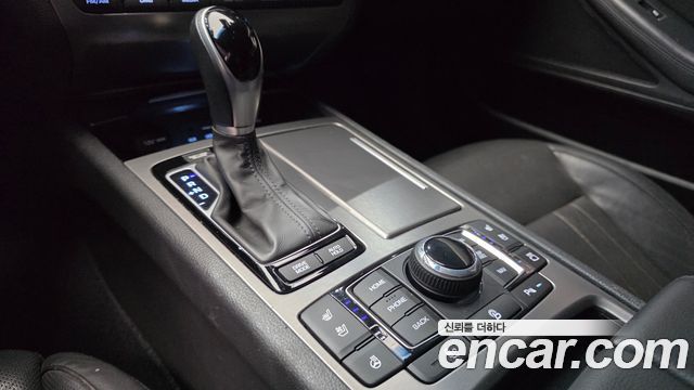 Hyundai Genesis 2016 — photo 9