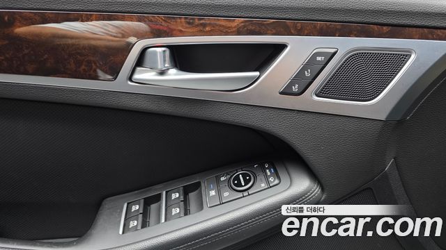 Hyundai Genesis 2016 — photo 17