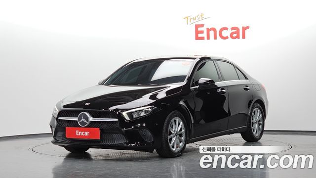 Mercedes-Benz A-Class 2020 — photo 1
