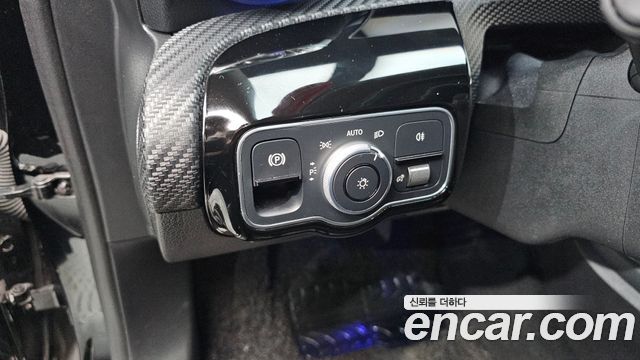 Mercedes-Benz A-Class 2020 — photo 18