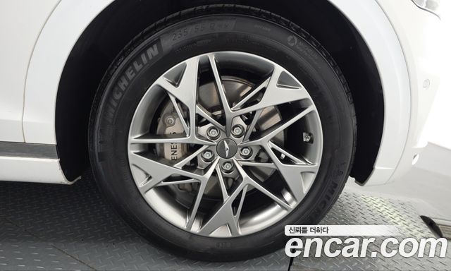 Genesis GV70 2024 — photo 7