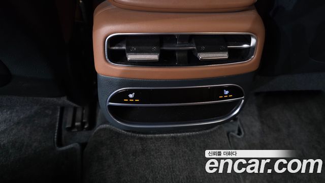 Genesis GV70 2024 — photo 31