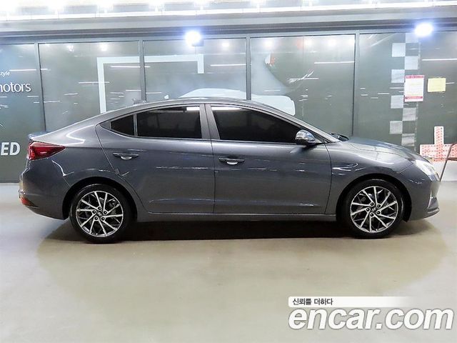 Hyundai AVANTE 2019 — photo 4