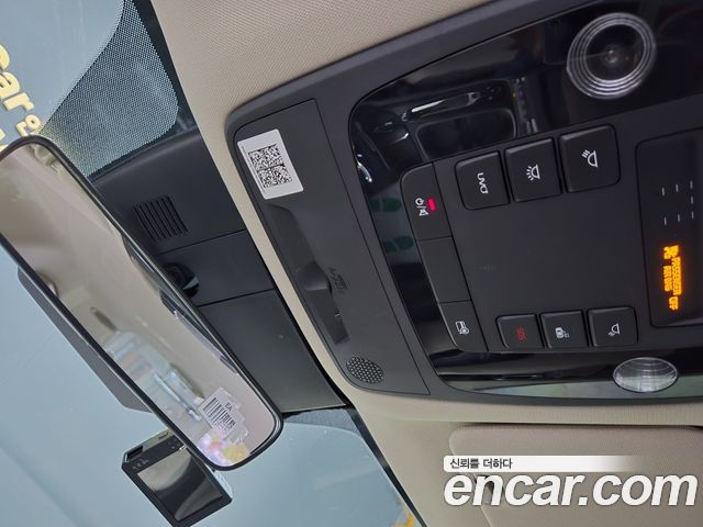 Kia Canival 2021 — photo 10