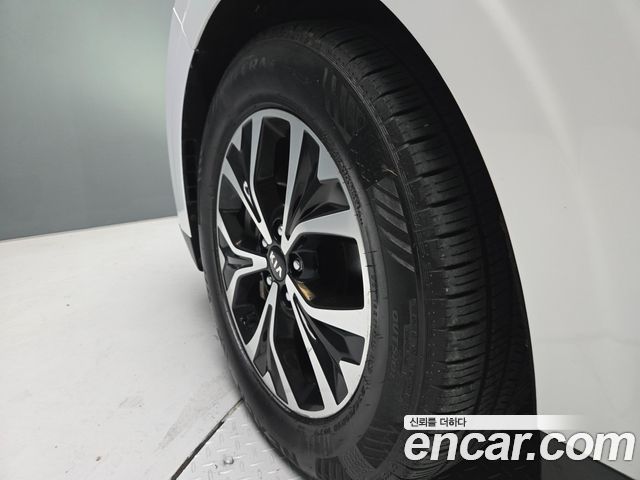 Kia Canival 2021 — photo 13
