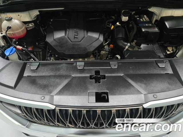 Kia Canival 2021 — photo 16