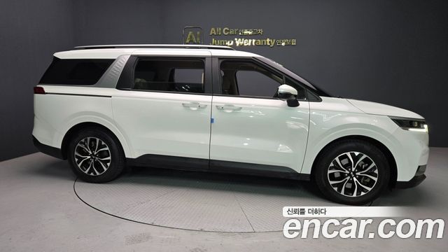 Kia Canival 2021 — photo 19