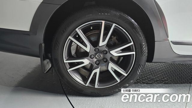 Volvo V90 2019 — photo 5