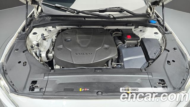 Volvo V90 2019 — photo 6
