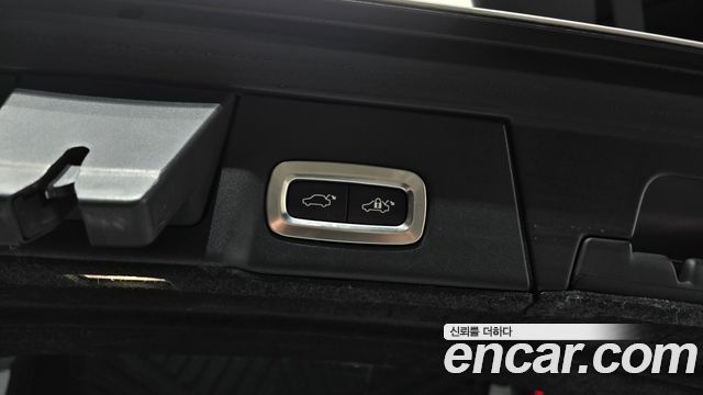 Volvo V90 2019 — photo 33