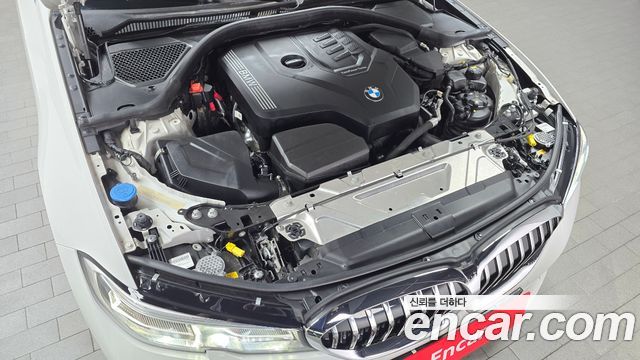 BMW 3-Series 2022 — photo 6