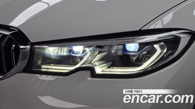 BMW 3-Series 2022 — photo 8