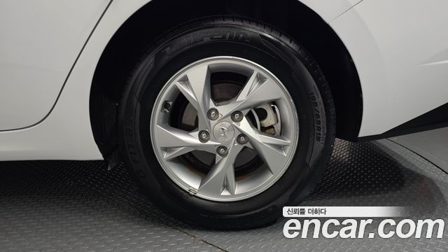 Hyundai AVANTE 2022 — photo 7