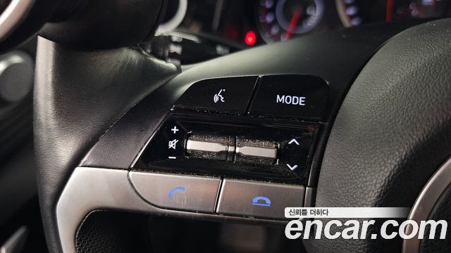 Hyundai AVANTE 2022 — photo 29