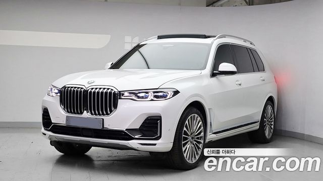 BMW X7 2022 — photo 1