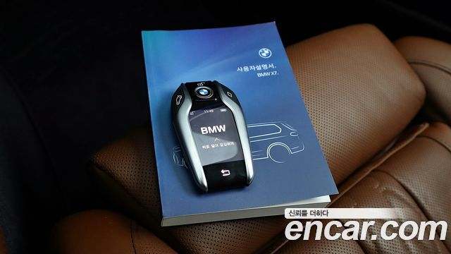 BMW X7 2022 — photo 18