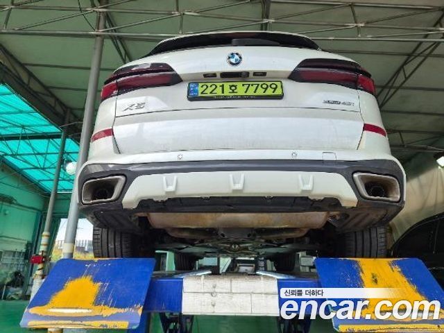 BMW X5 2024 — photo 2