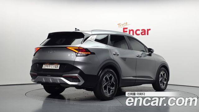 Kia Sportage 2023 — photo 2