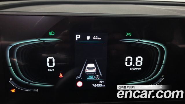 Kia Sportage 2023 — photo 11