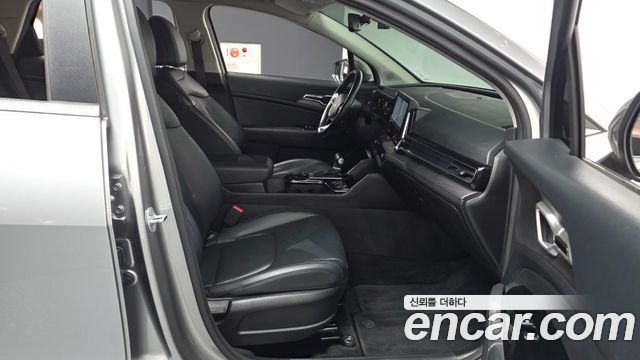 Kia Sportage 2023 — photo 17