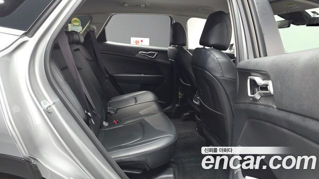 Kia Sportage 2023 — photo 18