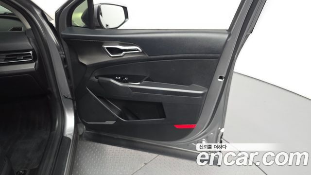 Kia Sportage 2023 — photo 14