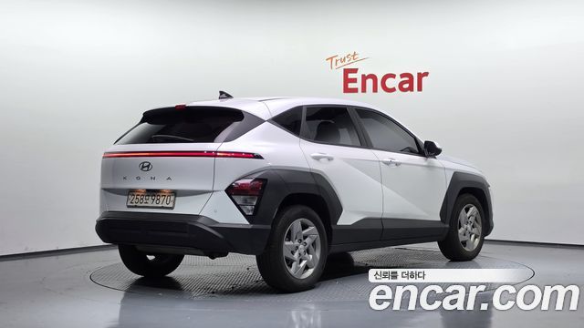 Hyundai Kona 2023 — photo 2
