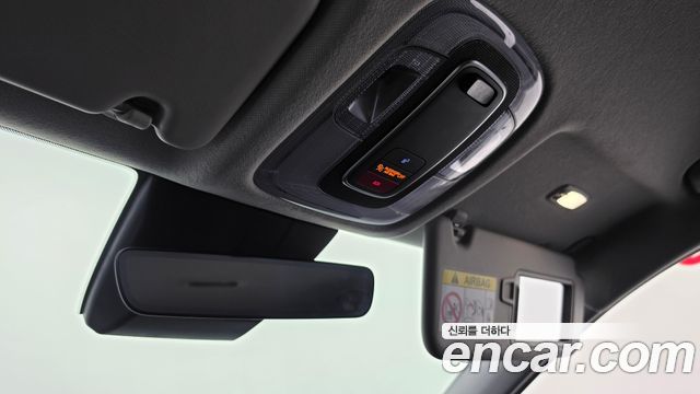 Hyundai Kona 2023 — photo 25