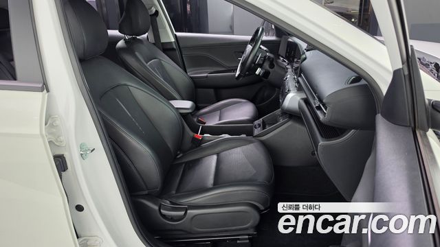 Hyundai Kona 2023 — photo 16
