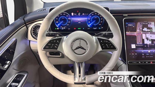 Mercedes-Benz EQE 2026 — photo 12