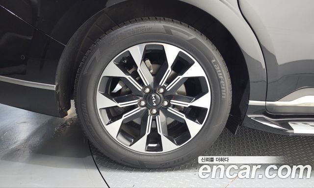 Kia Canival 2022 — photo 5
