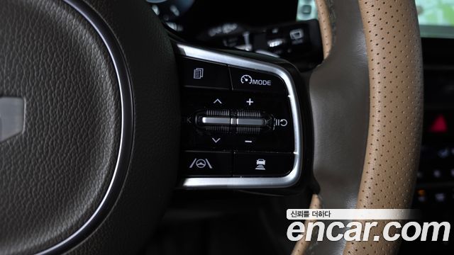 Kia Canival 2022 — photo 21
