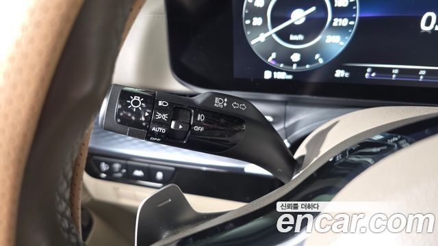 Kia Canival 2022 — photo 29