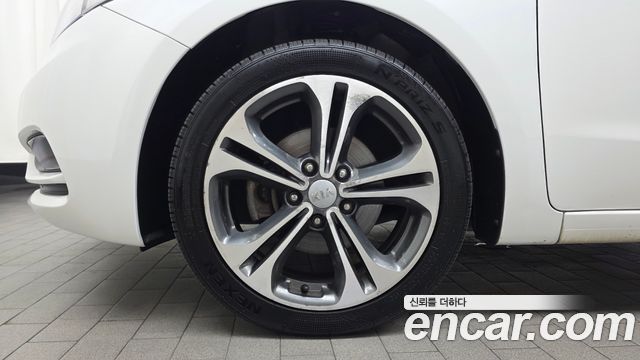 Kia K3 2015 — photo 5