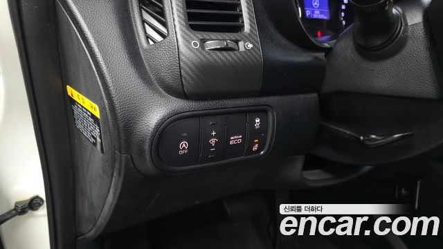 Kia K3 2015 — photo 19