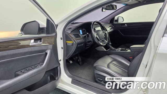 Hyundai Sonata 2015 — photo 13
