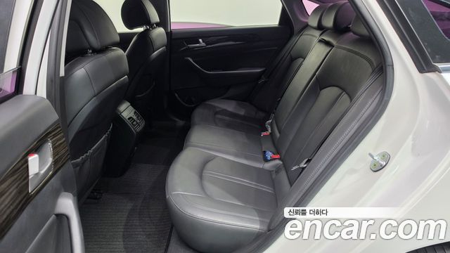 Hyundai Sonata 2015 — photo 17