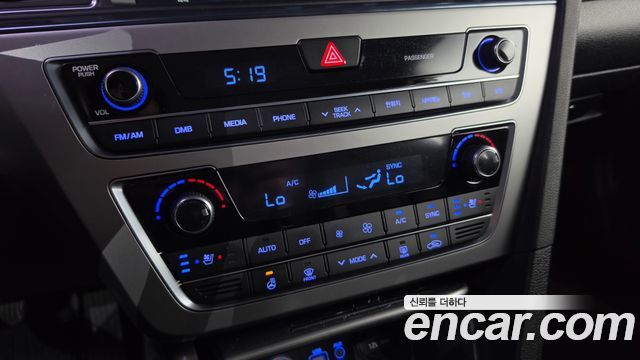 Hyundai Sonata 2015 — photo 25