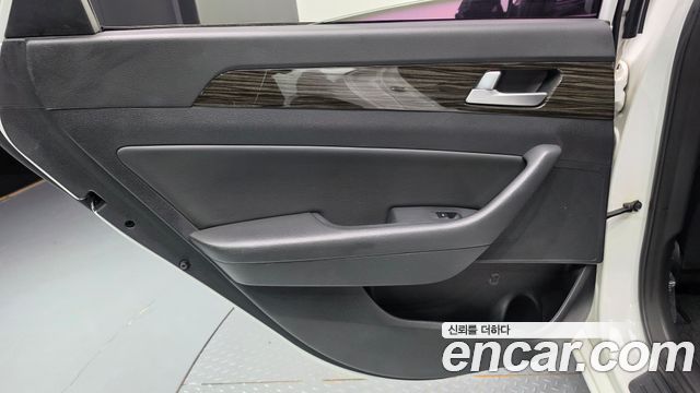 Hyundai Sonata 2015 — photo 15