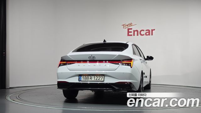 Hyundai AVANTE 2023 — photo 4