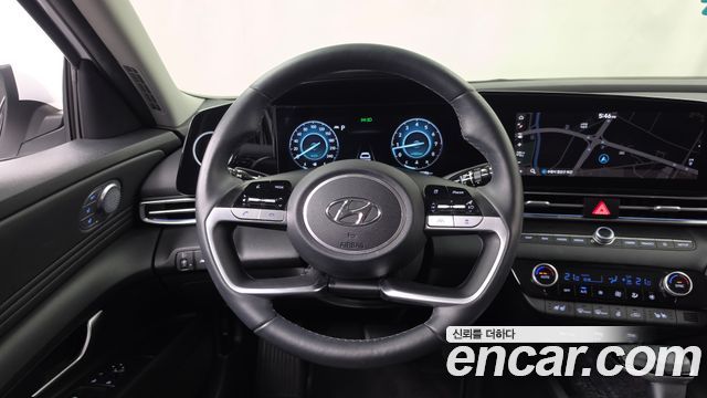 Hyundai AVANTE 2023 — photo 19