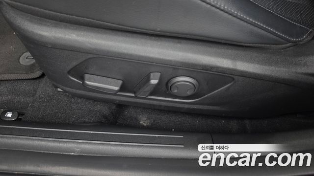 Hyundai AVANTE 2023 — photo 31