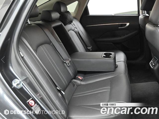 Hyundai Sonata 2021 — photo 12