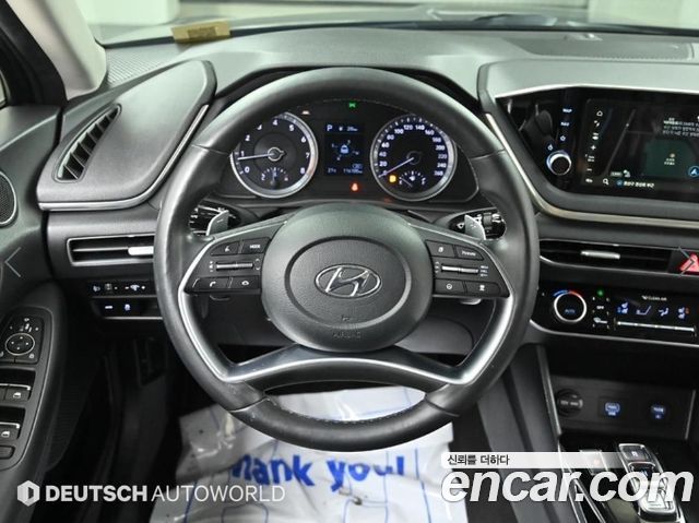 Hyundai Sonata 2021 — photo 13