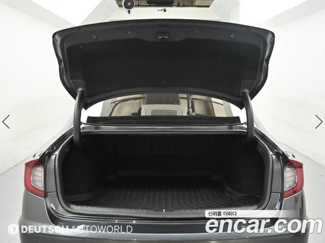 Hyundai Sonata 2021 — photo 19