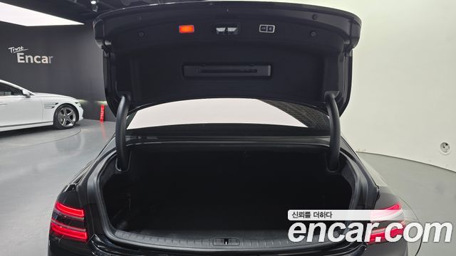 Genesis G80 2025 — photo 24