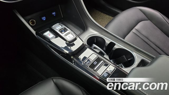 Hyundai Sonata 2021 — photo 12